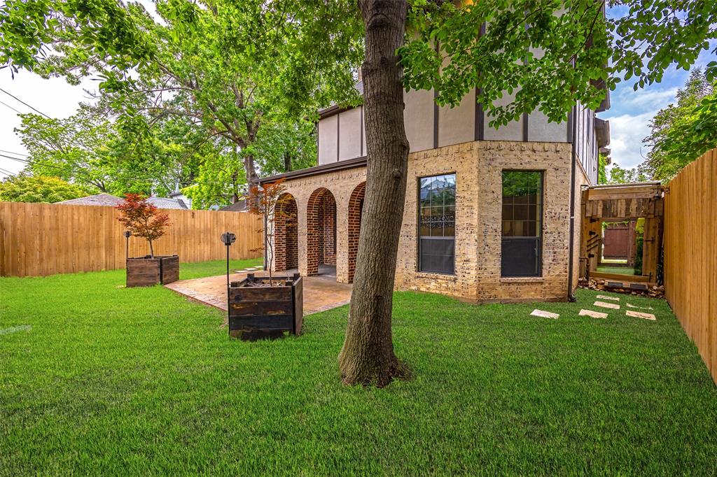 6115 Palo Pinto Avenue Property Photo 33