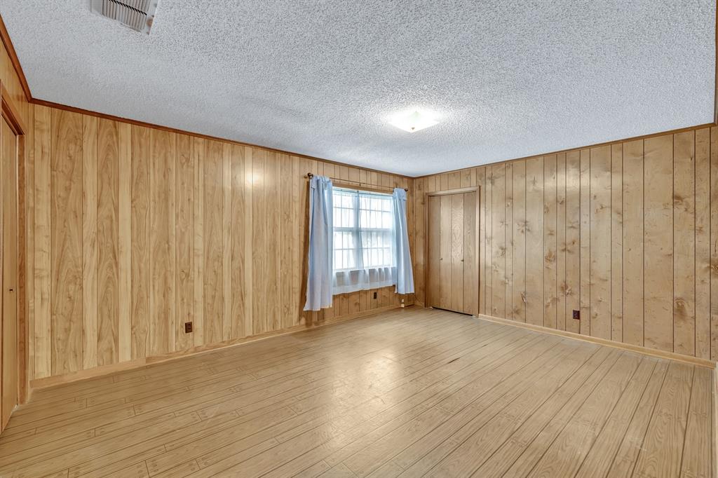 1368 County Road 2206 Property Photo 19