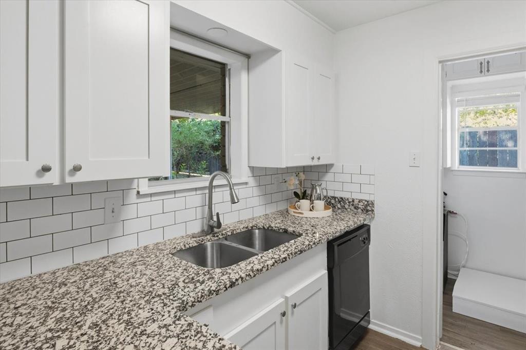 4711 Hope Street Property Photo 13