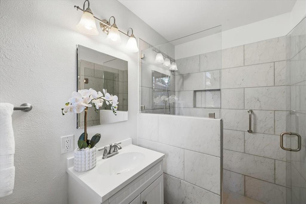 4711 Hope Street Property Photo 20