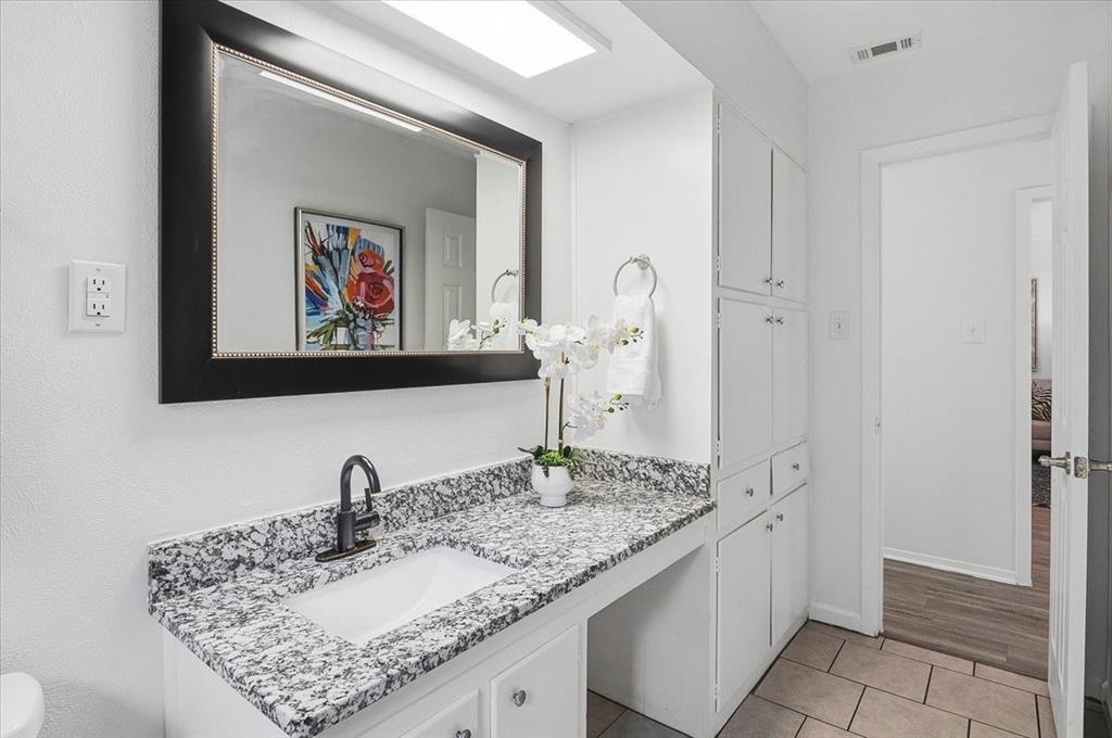 4711 Hope Street Property Photo 25