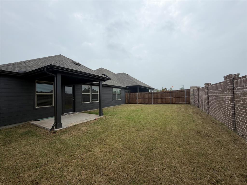 1093 Eagle Run Lane Property Photo 16