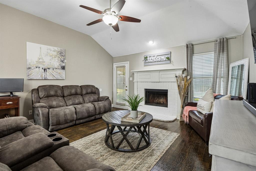 1023 Aviary Property Photo 23