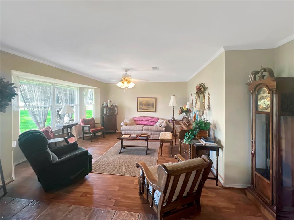 695 Cr 1210 Property Photo 6