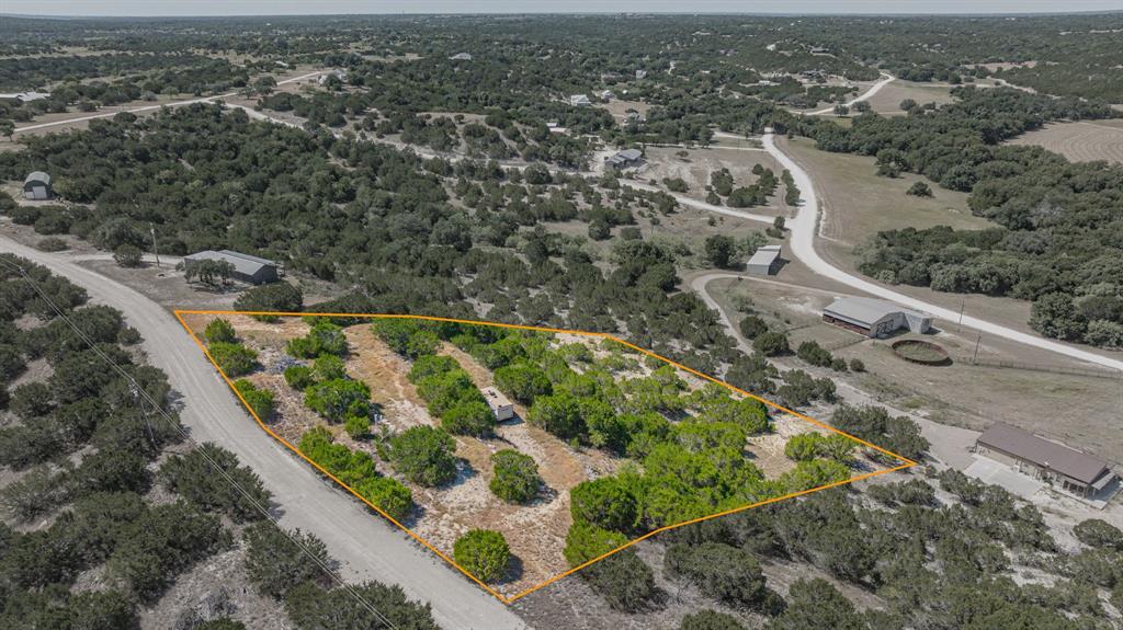 201 Private Road 2123 Property Photo 2