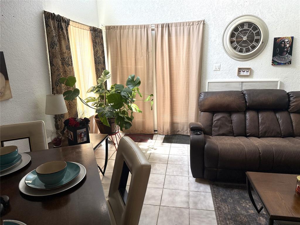 9813 Walnut Street G 201 Property Photo 6