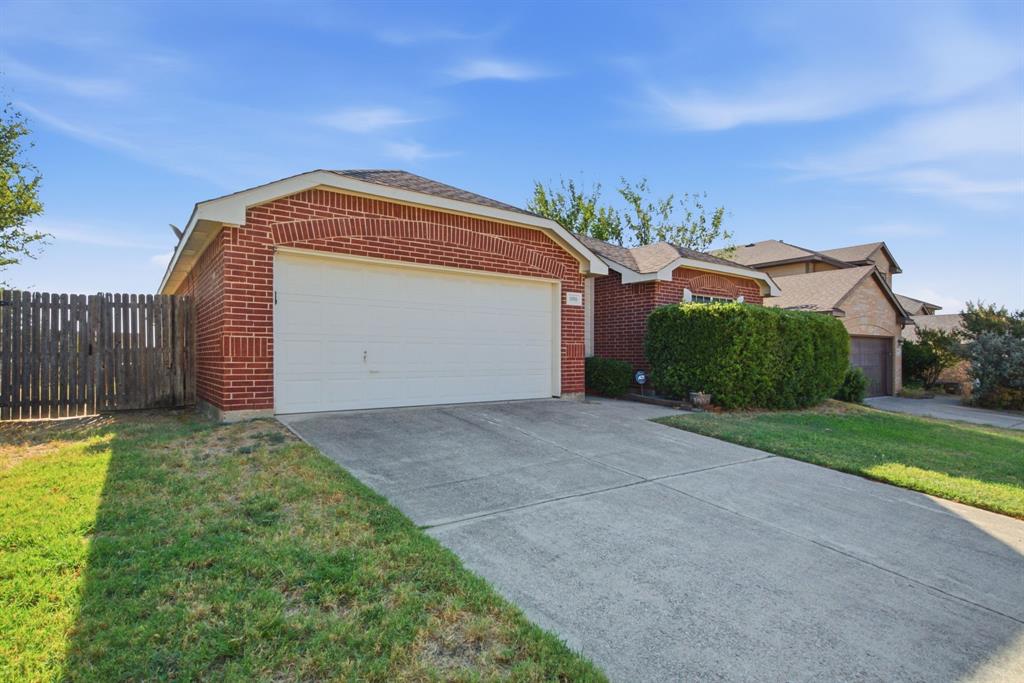 4816 Barnhill Lane Property Photo 1