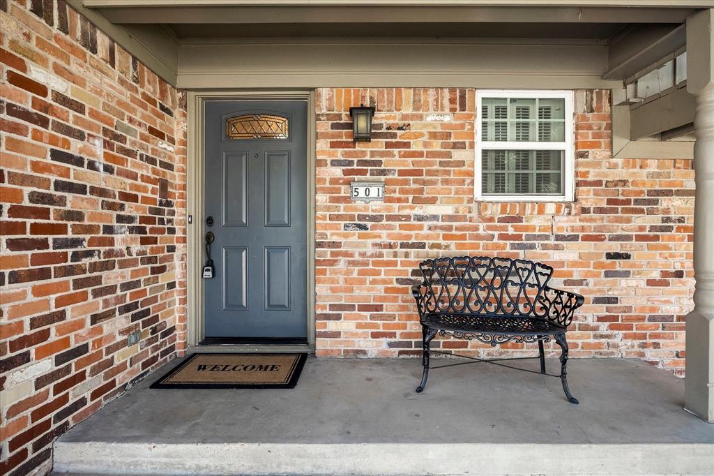 501 Ridgeview Drive Property Photo 3