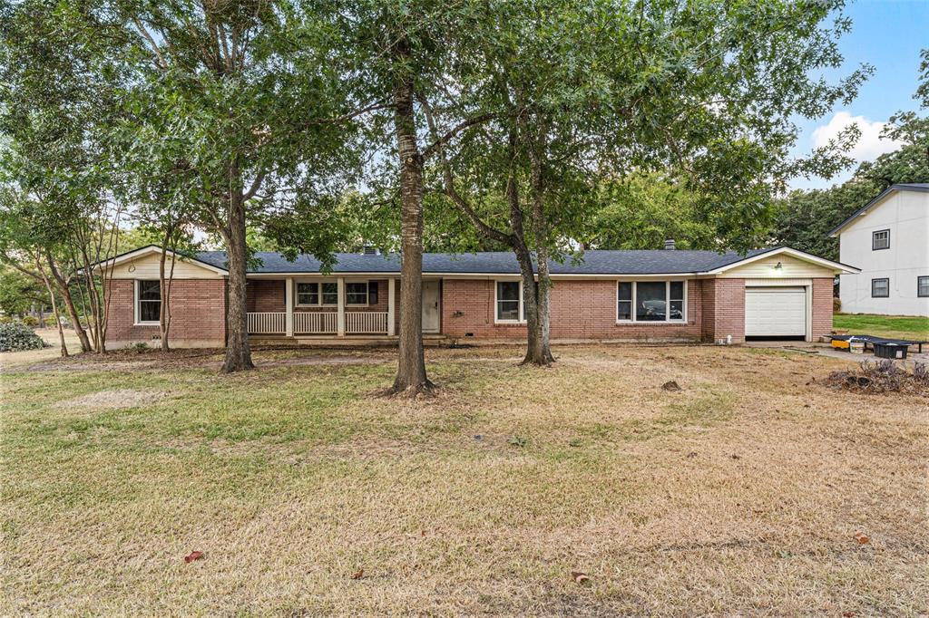1311 E Stegall Road Property Photo 1