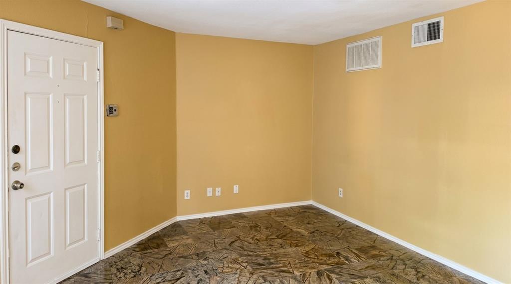 9829 Walnut Street O 207 Property Photo 4