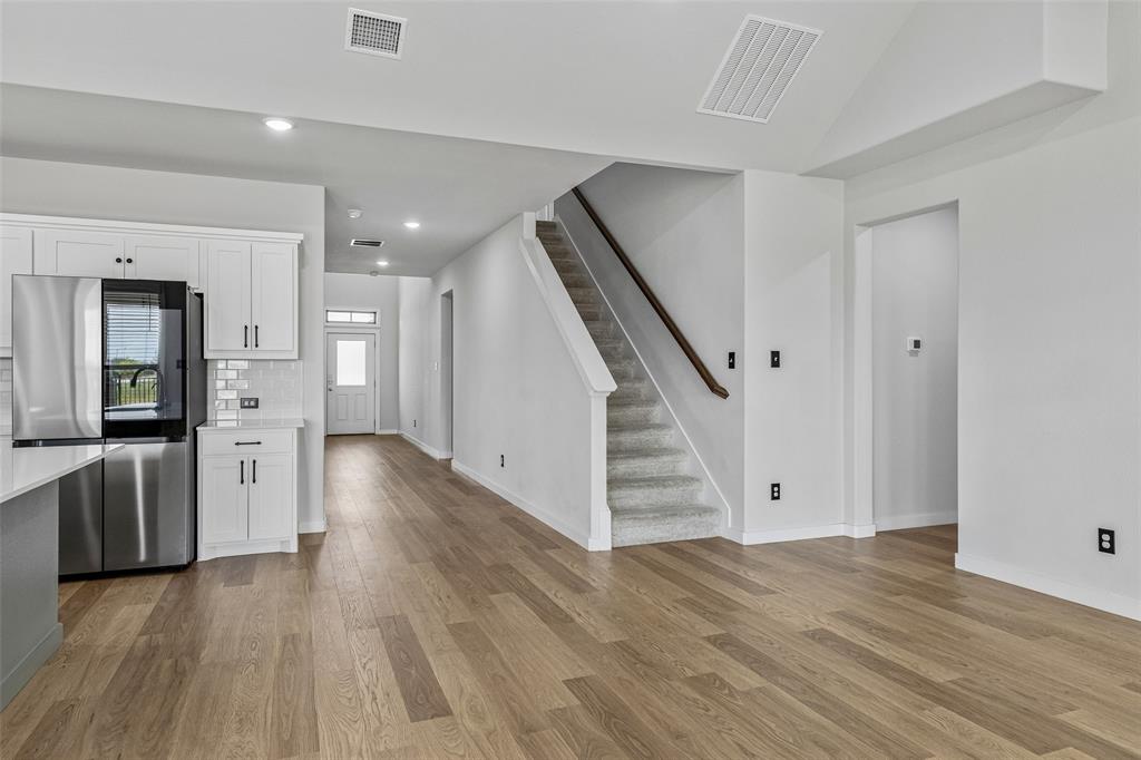 3907 Turpin Drive Property Photo 6