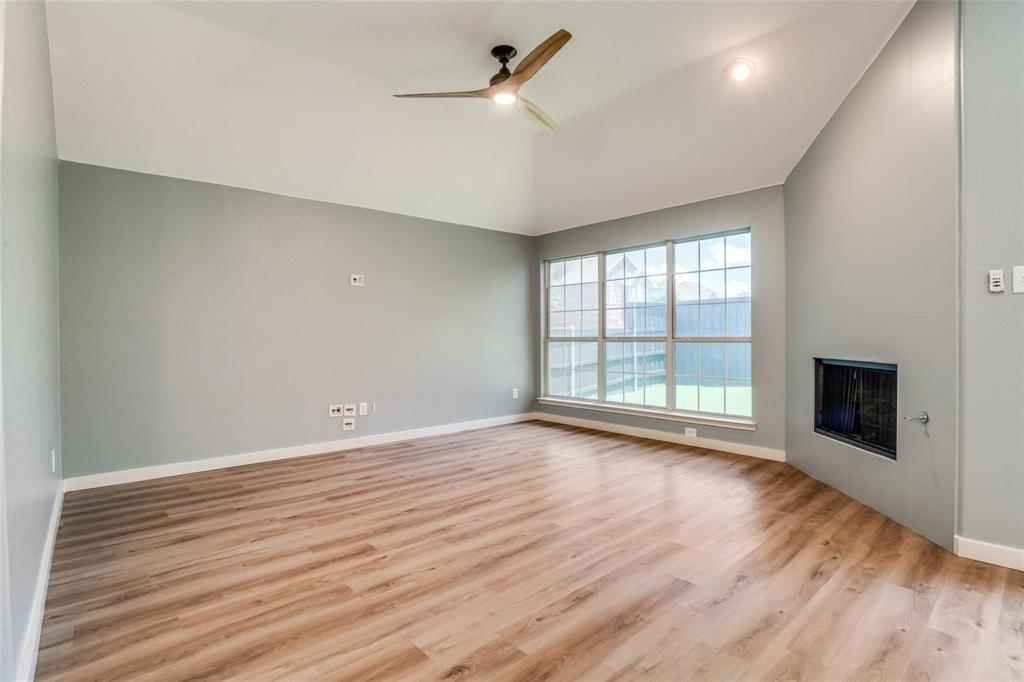 3925 La Tierra Linda Trail Property Photo 6
