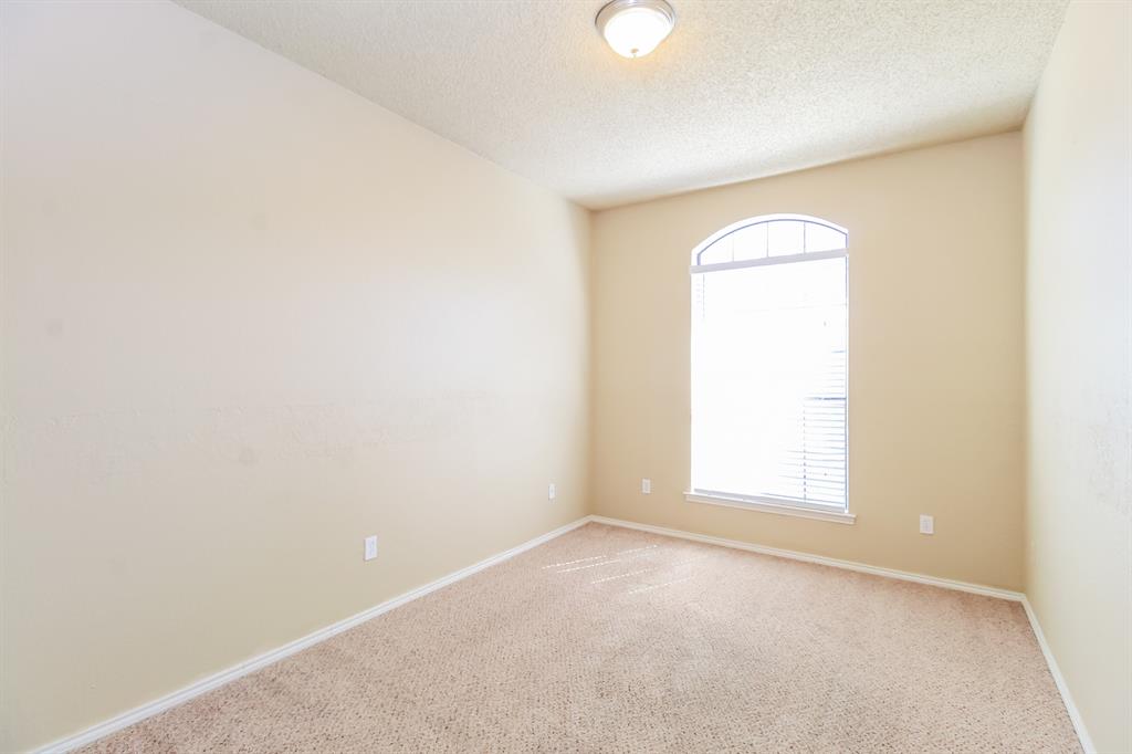 705 Running Creek Drive Property Photo 10