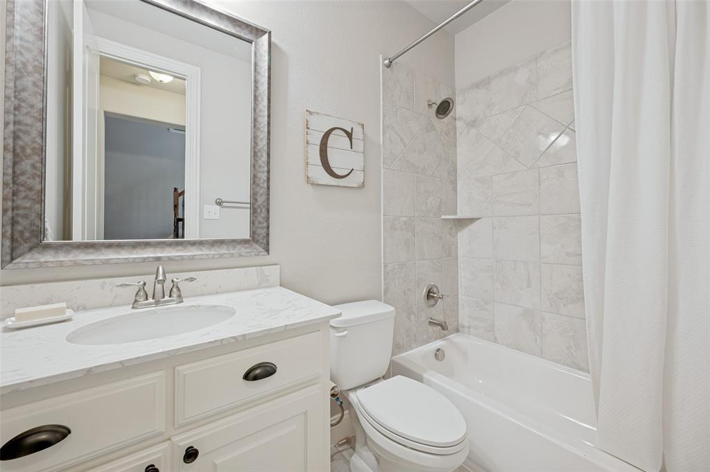 808 Nathanael Greene Court Property Photo 4