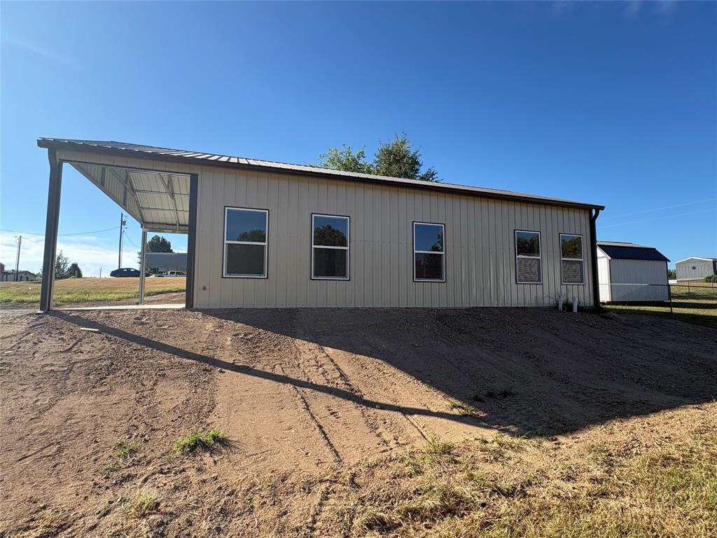 215 Quanah Property Photo 11