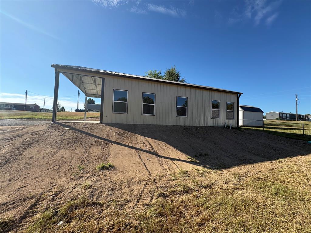 215 Quanah Property Photo 12