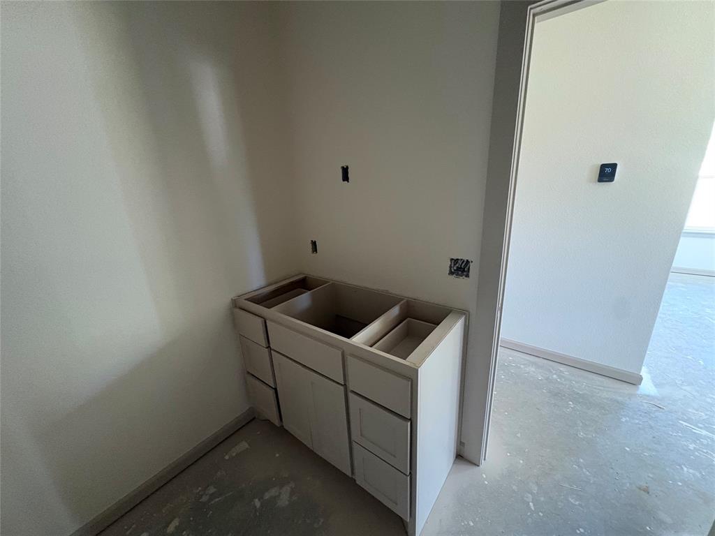 215 Quanah Property Photo 17