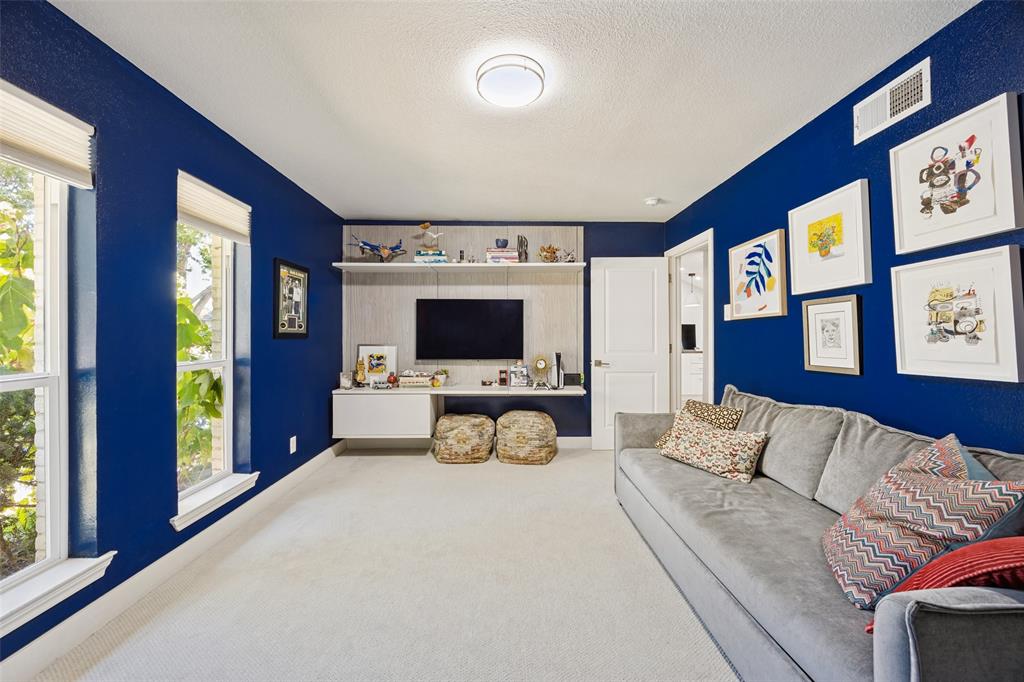 6834 Quarterway Drive Property Photo 18