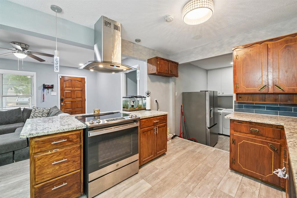3204 Aurora Street Property Photo 4