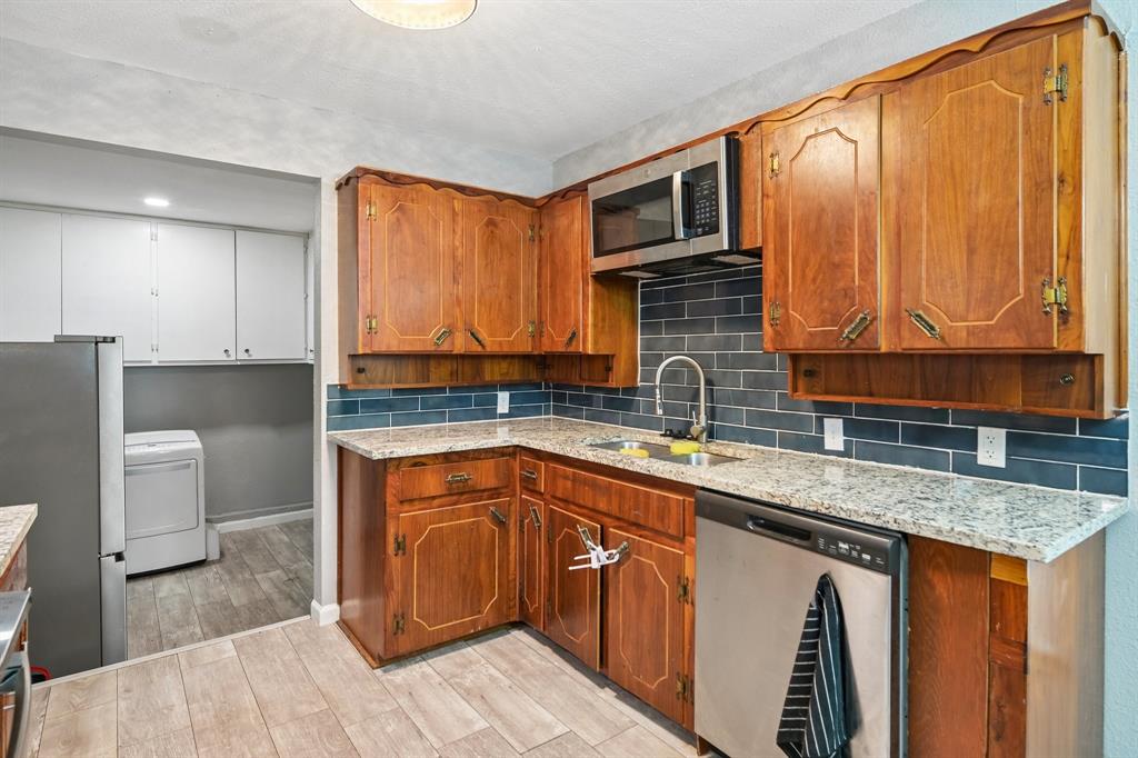 3204 Aurora Street Property Photo 5