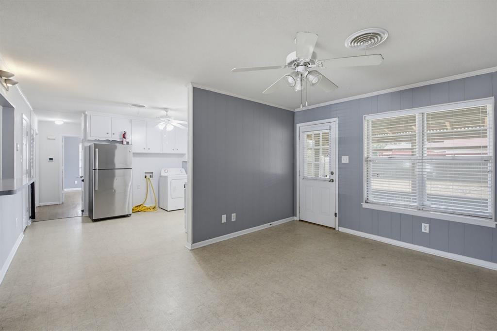 5328 Ira Street Property Photo 12