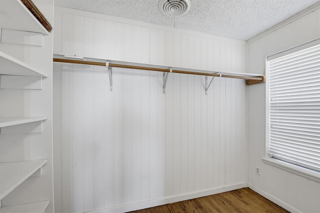 5328 Ira Street Property Photo 18