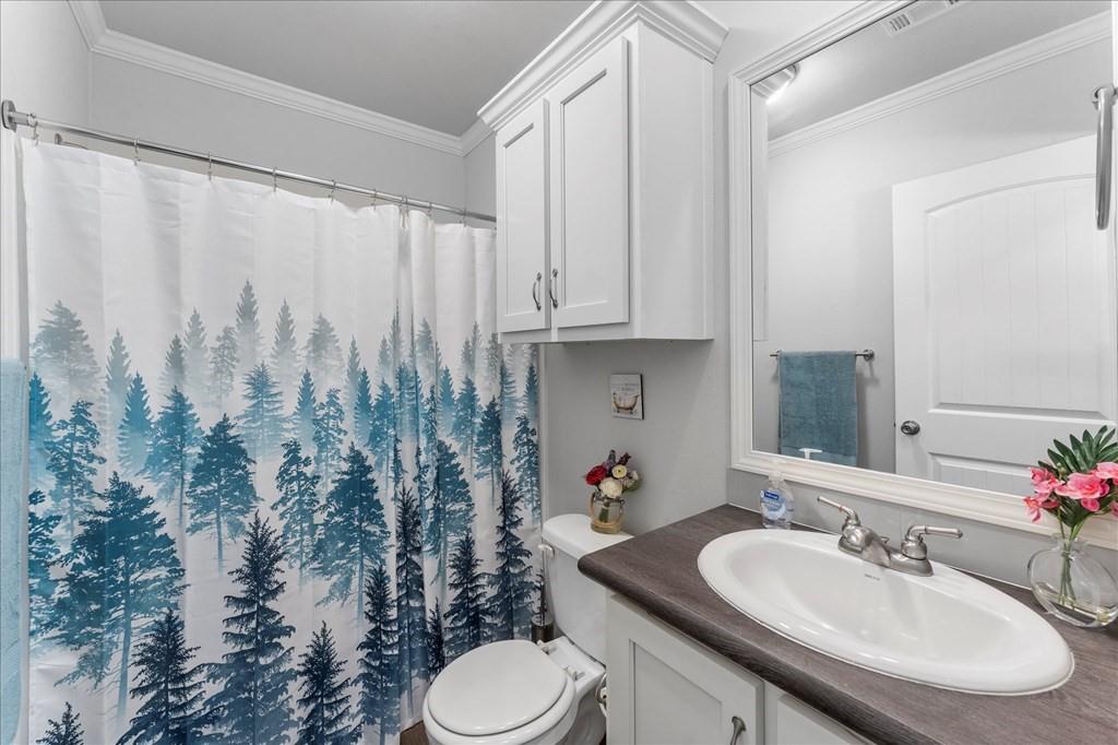 1034 Pleasant Drive Property Photo 14