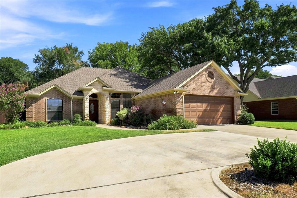 2105 Fair Oaks Drive