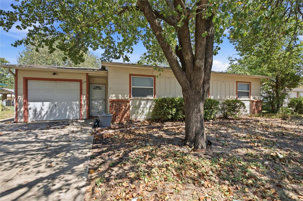 740 Thomas Avenue Property Photo 1