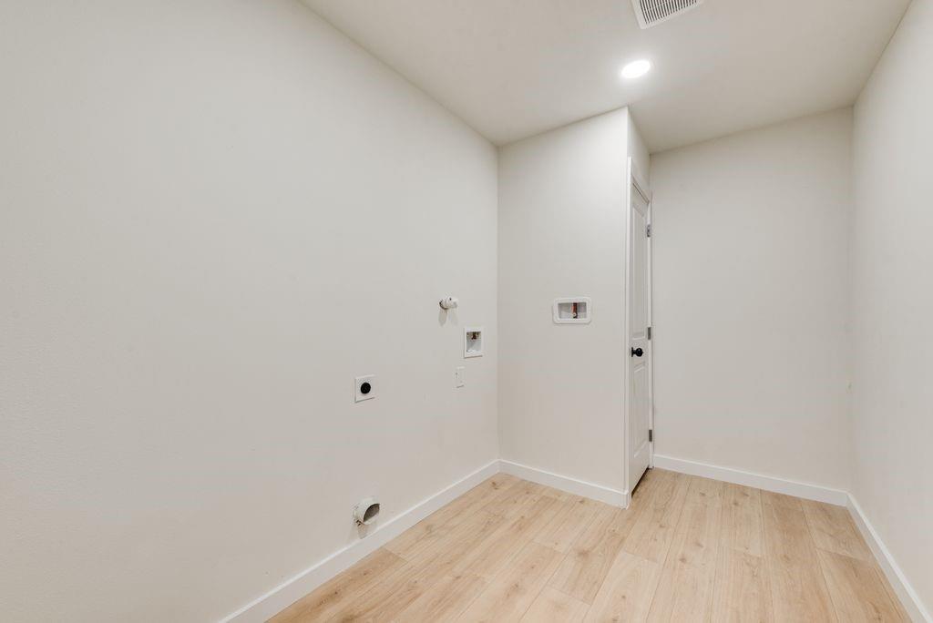 312 Calgary Road Property Photo 18
