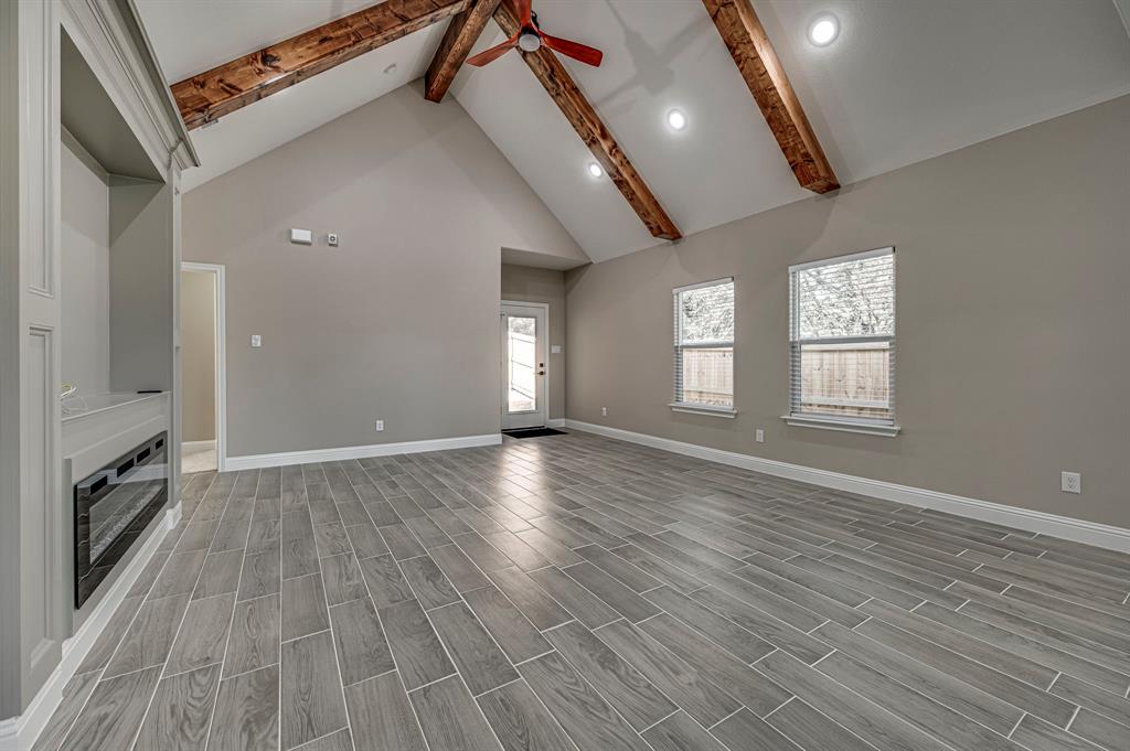 5858 Black Pine Circle Property Photo 10