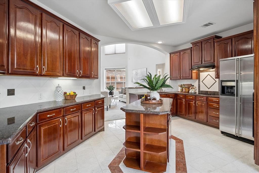2209 Windy Ridge Court Property Photo 12