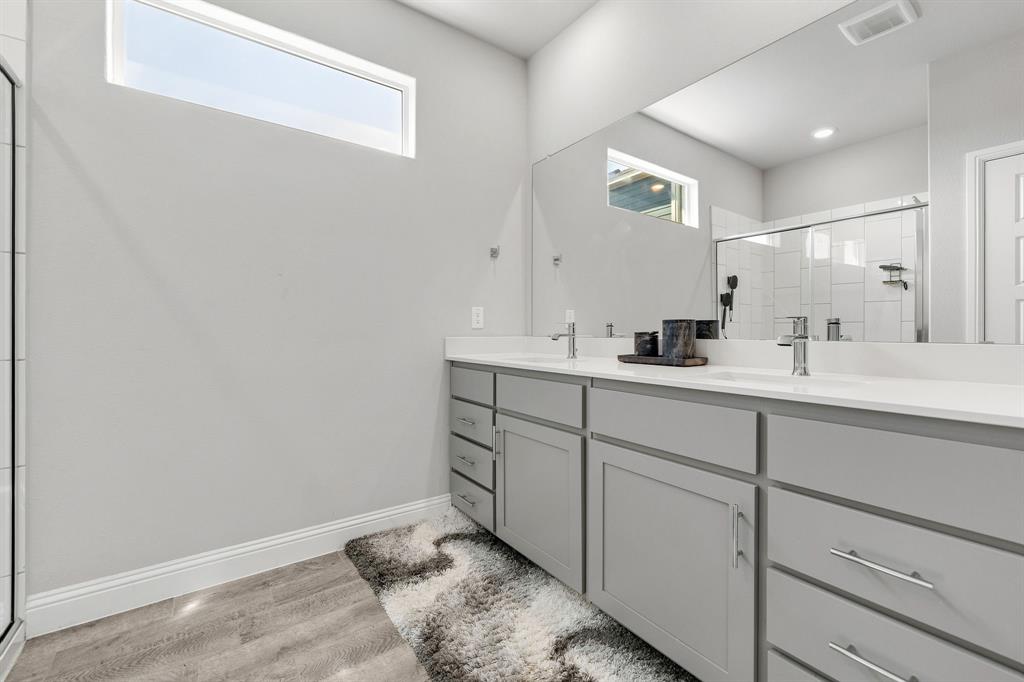 1501 Razorbill Road Property Photo 33