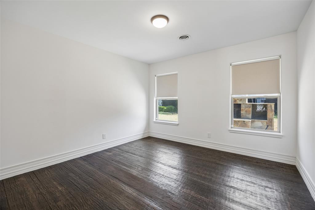 5610 Forest Lane Property Photo 17