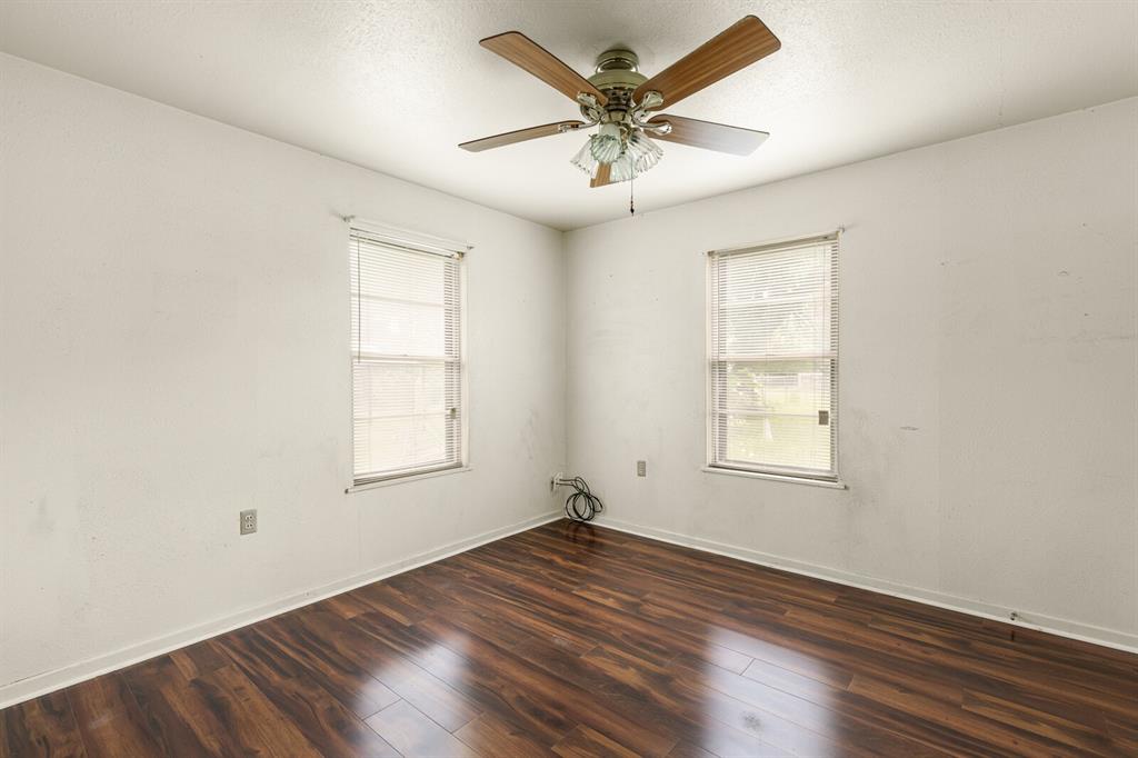 1516 Bryan Avenue Property Photo 11