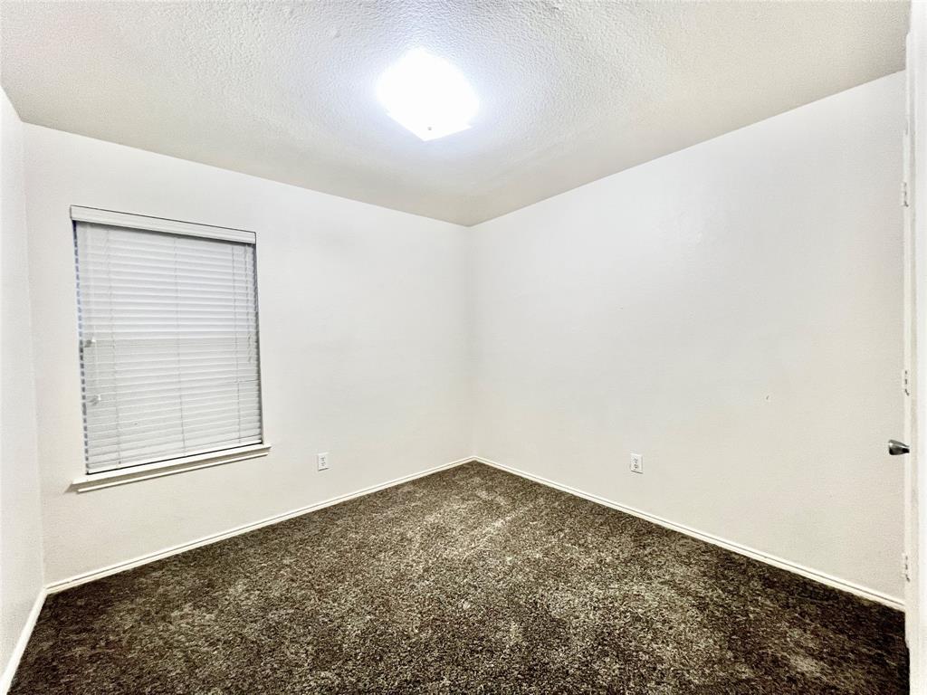 1128 Jamie Drive Property Photo 3