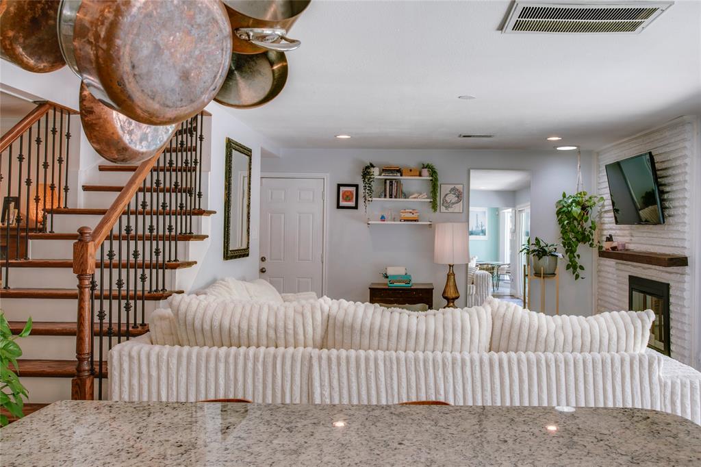 6529 Putting Green Drive Property Photo 17