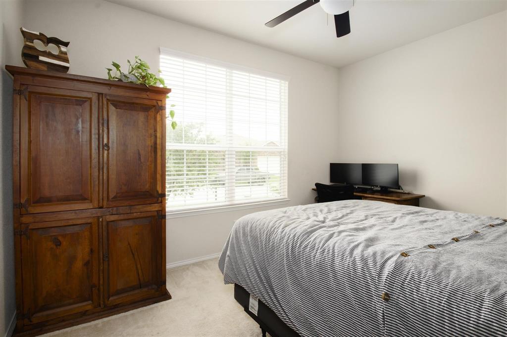 3124 Walker Creek Drive Property Photo 7