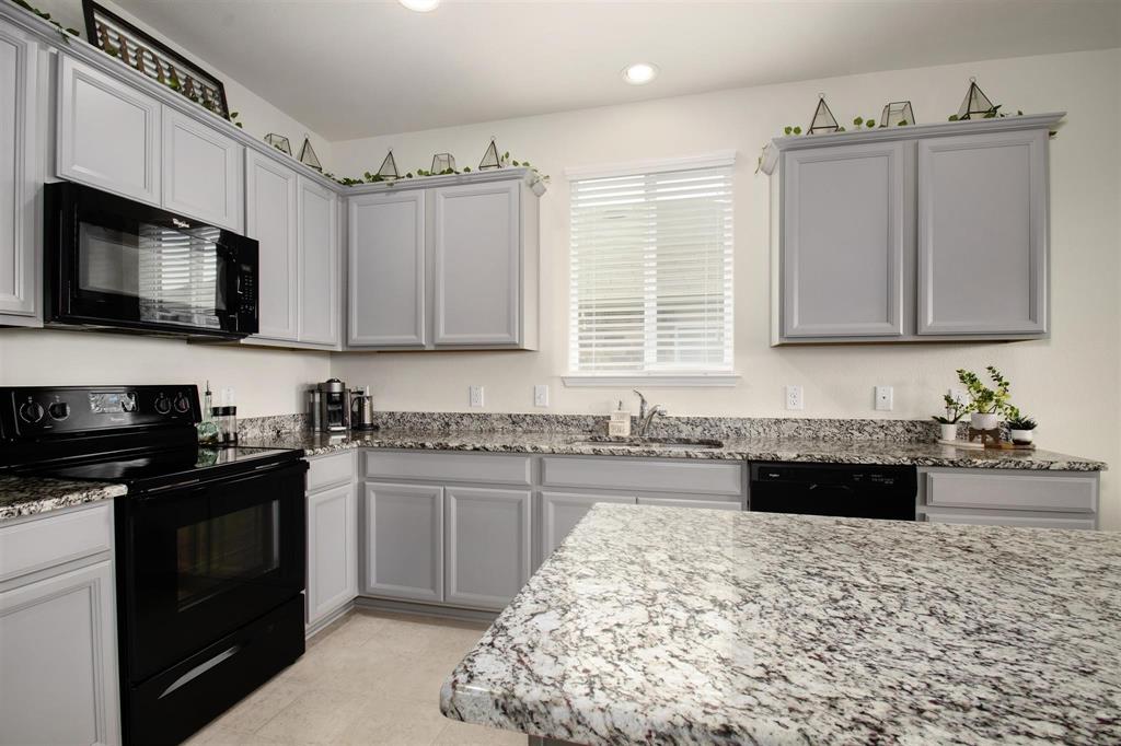 3124 Walker Creek Drive Property Photo 14