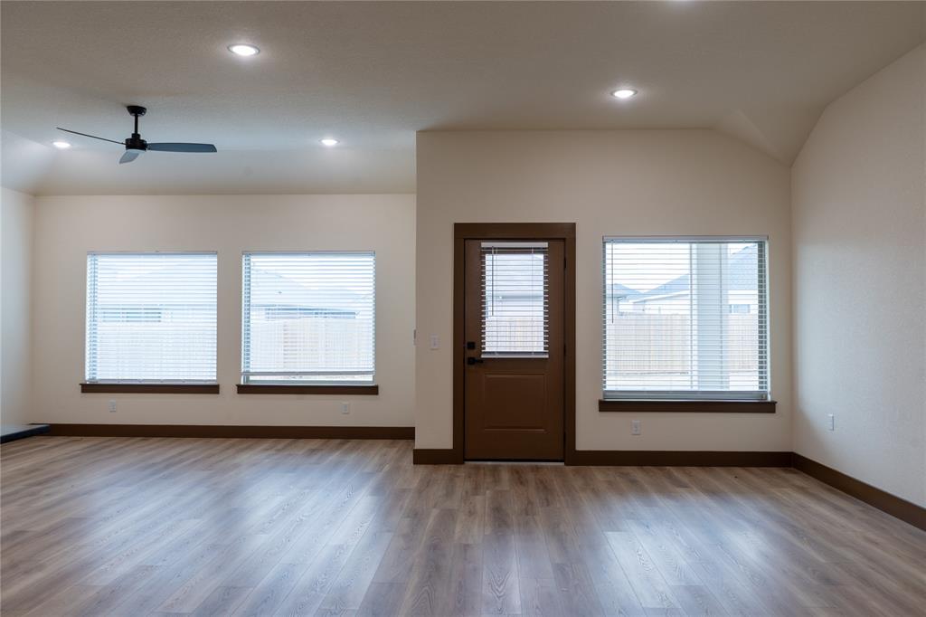 13525 Bonanza Circle Property Photo 5