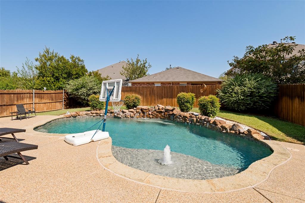 3039 Stallion Crossing Property Photo 10