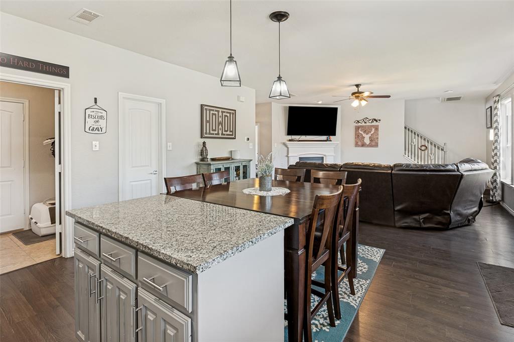 3039 Stallion Crossing Property Photo 17