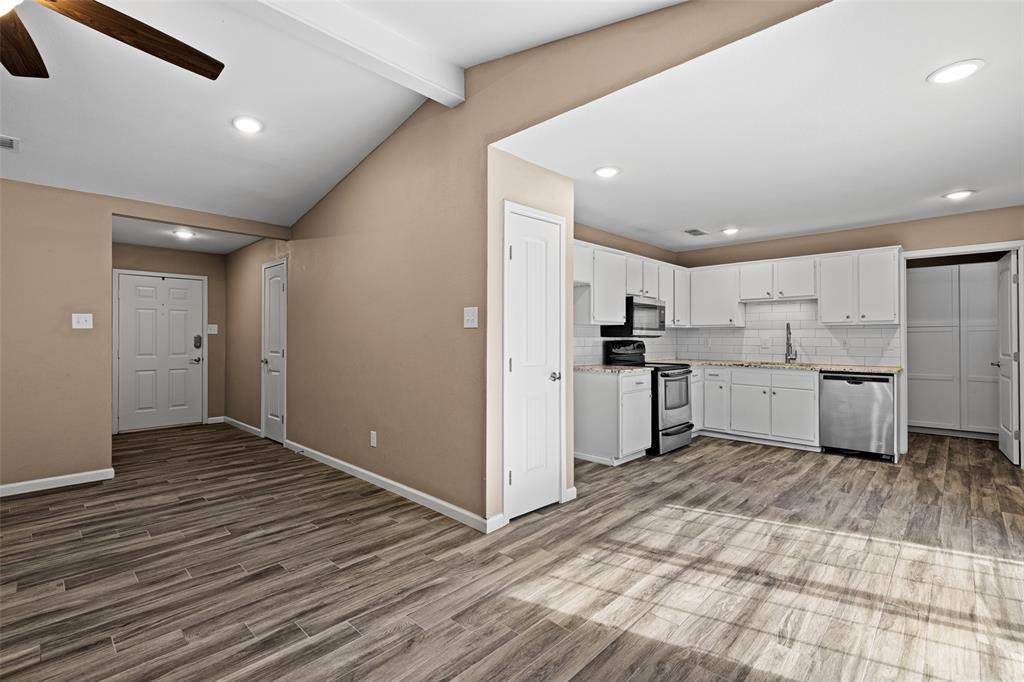 311 Hillshore Drive Property Photo 9