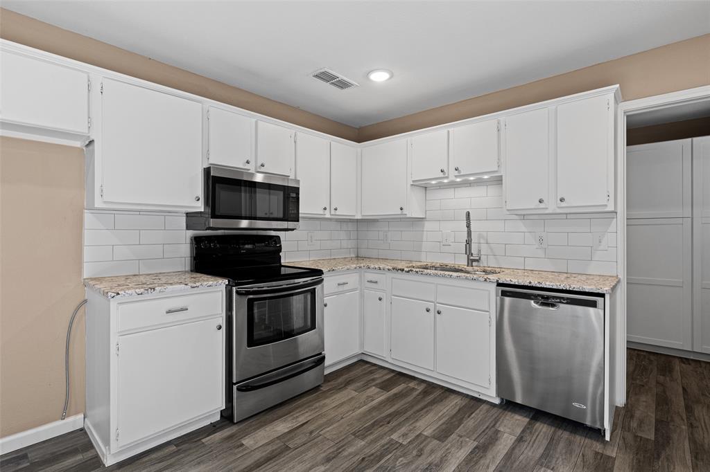 311 Hillshore Drive Property Photo 13