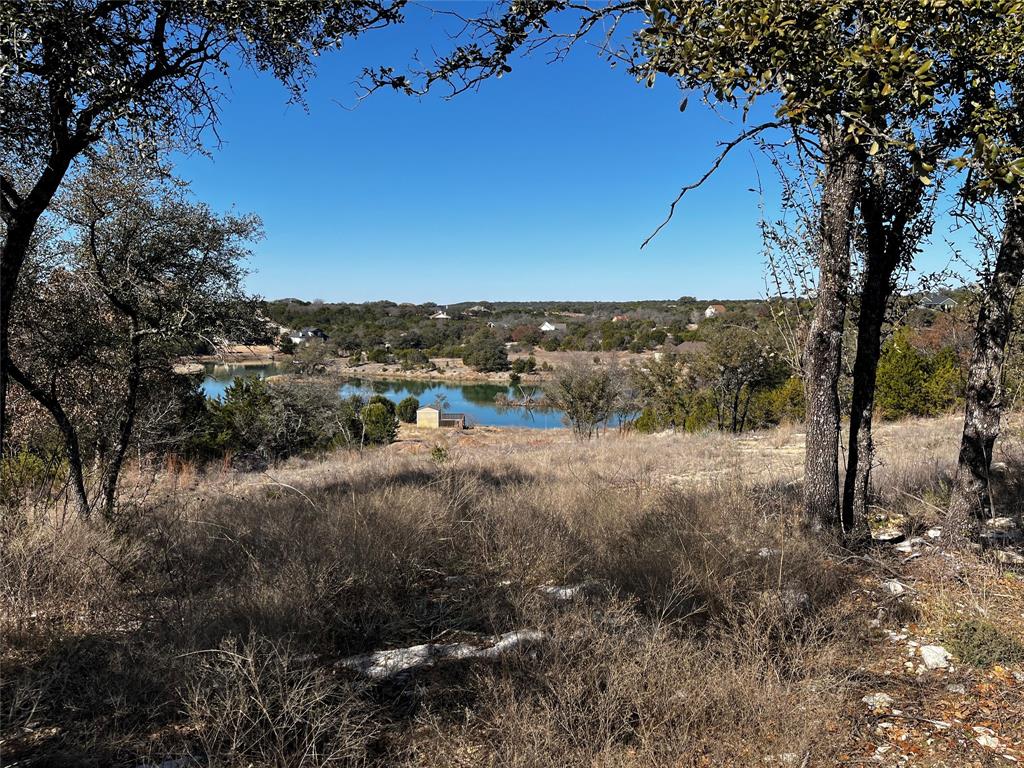 384 Anglers Point Property Photo 8