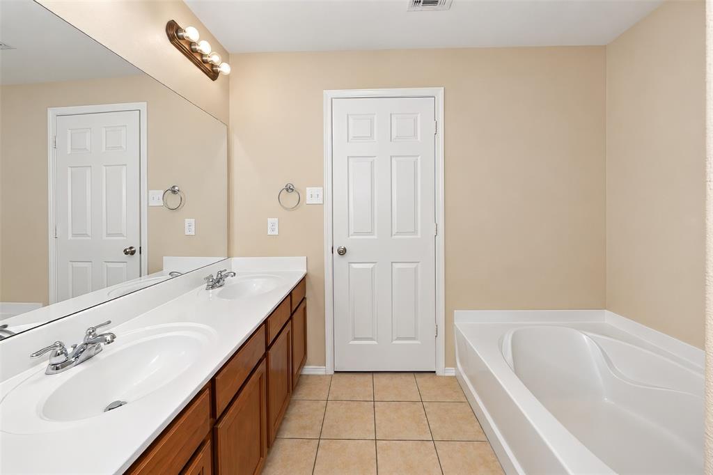 3208 Brixton Drive Property Photo 22