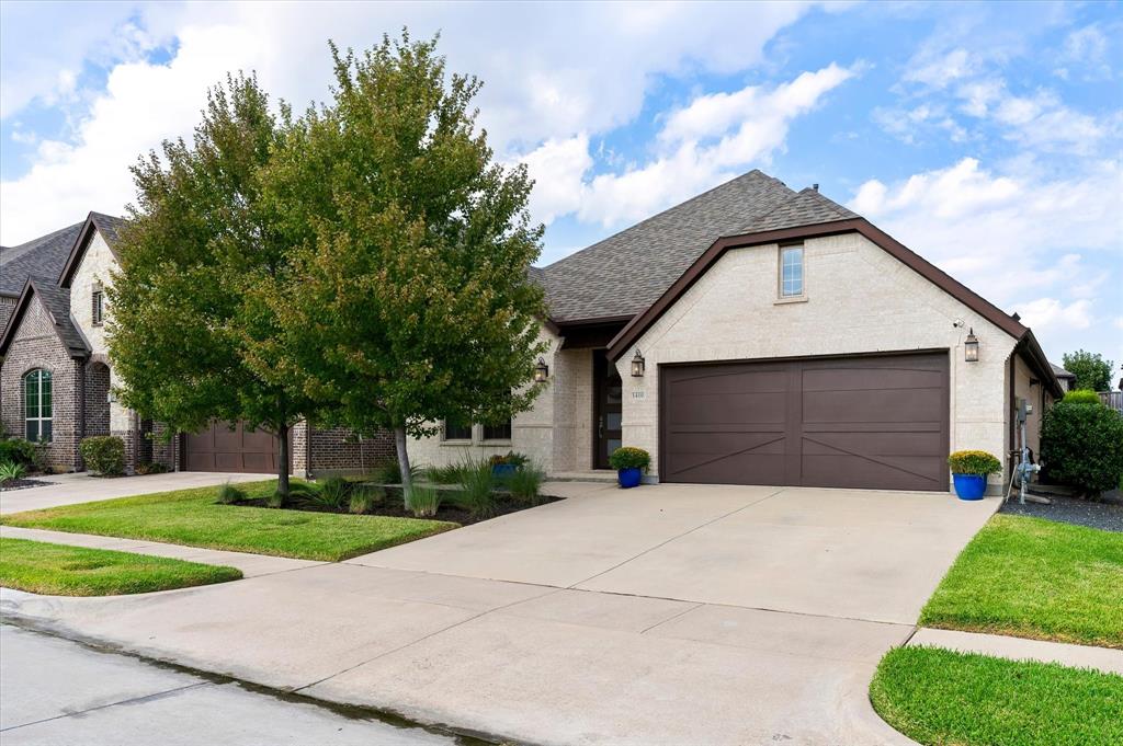1410 Fort Davis Drive Property Photo 1
