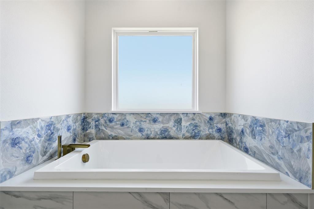 6657 Buffalo Ridge Circle Property Photo 16