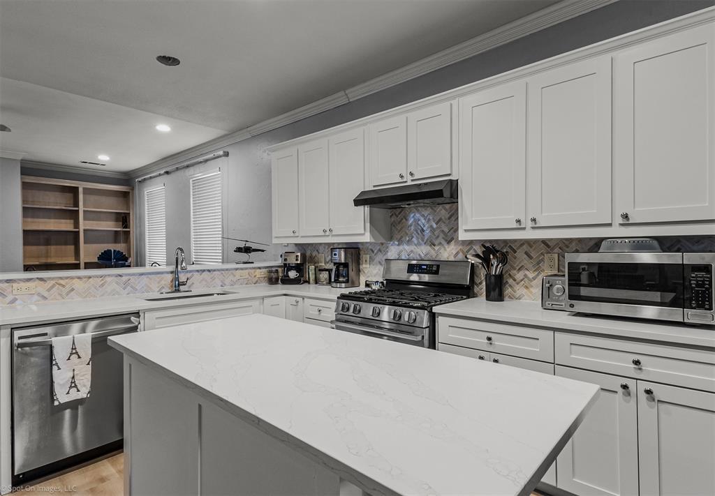 3844 Walden Way Property Photo 8