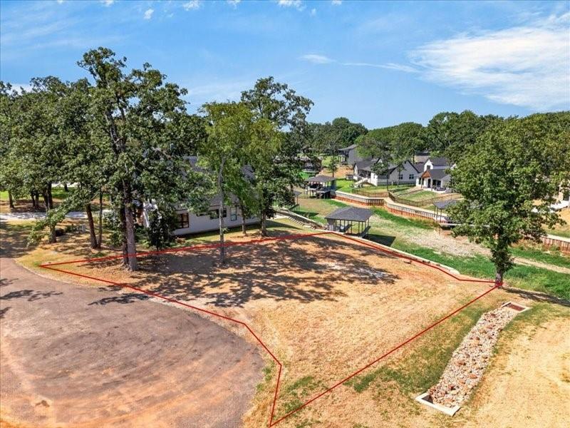 106 Deerhurst Lane Property Photo 7